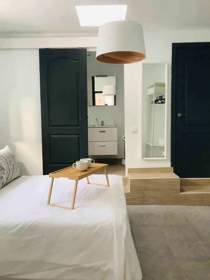 Aloe Suite Tías Apartamento