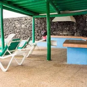 Apartamento Luna, Tías